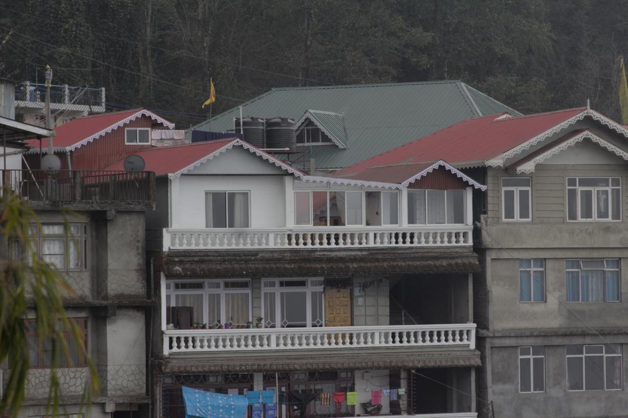 The Guiding Monk Home Stays Darjeeling  Dış mekan fotoğraf